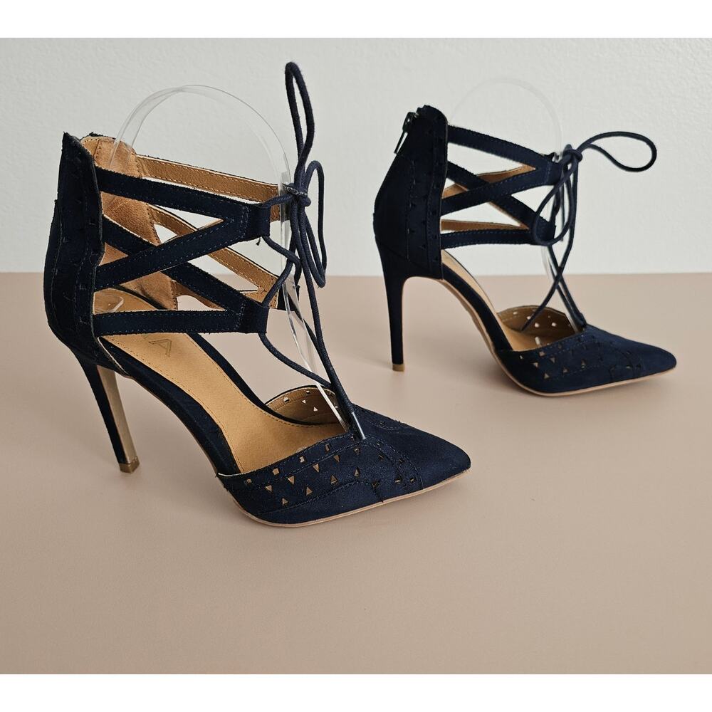 EUC MIA Women's Blue Heel Stiletto MILAGROS Shoes 5.5